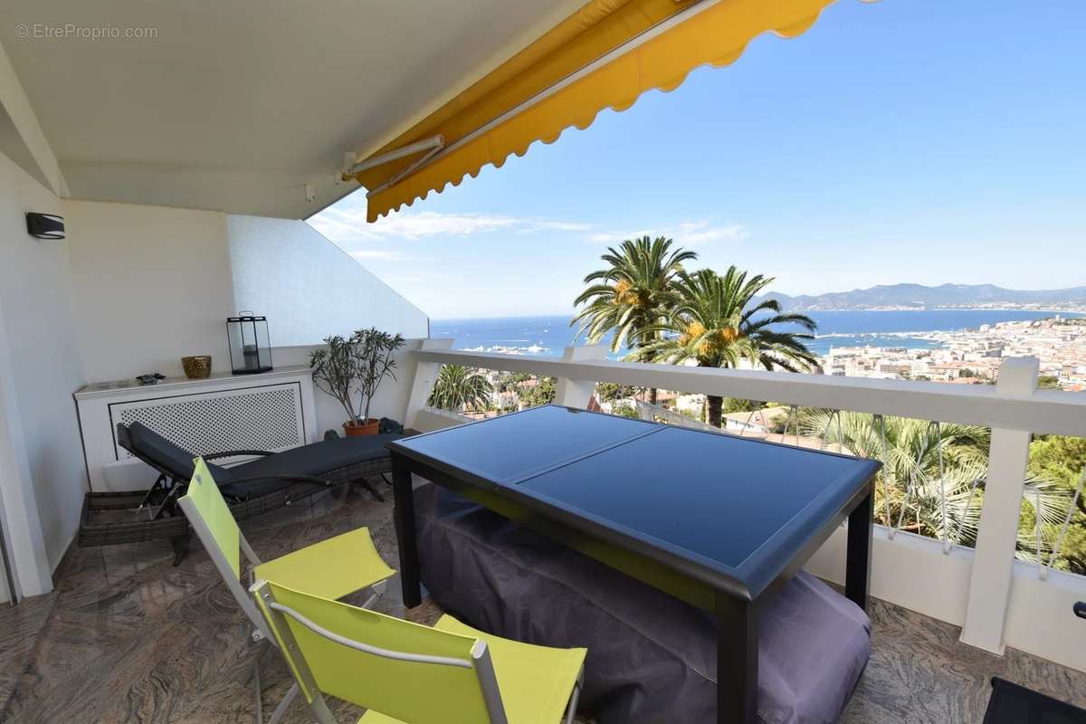 Appartement à CANNES