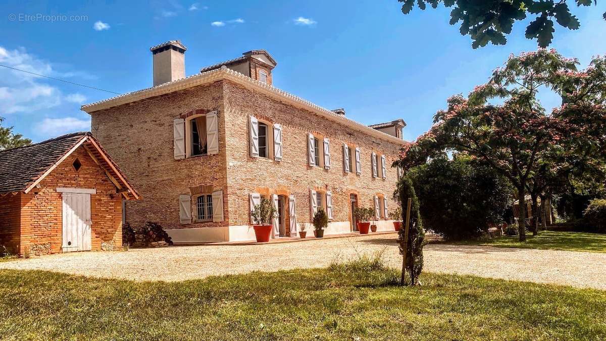 Maison à MONTPEZAT-DE-QUERCY