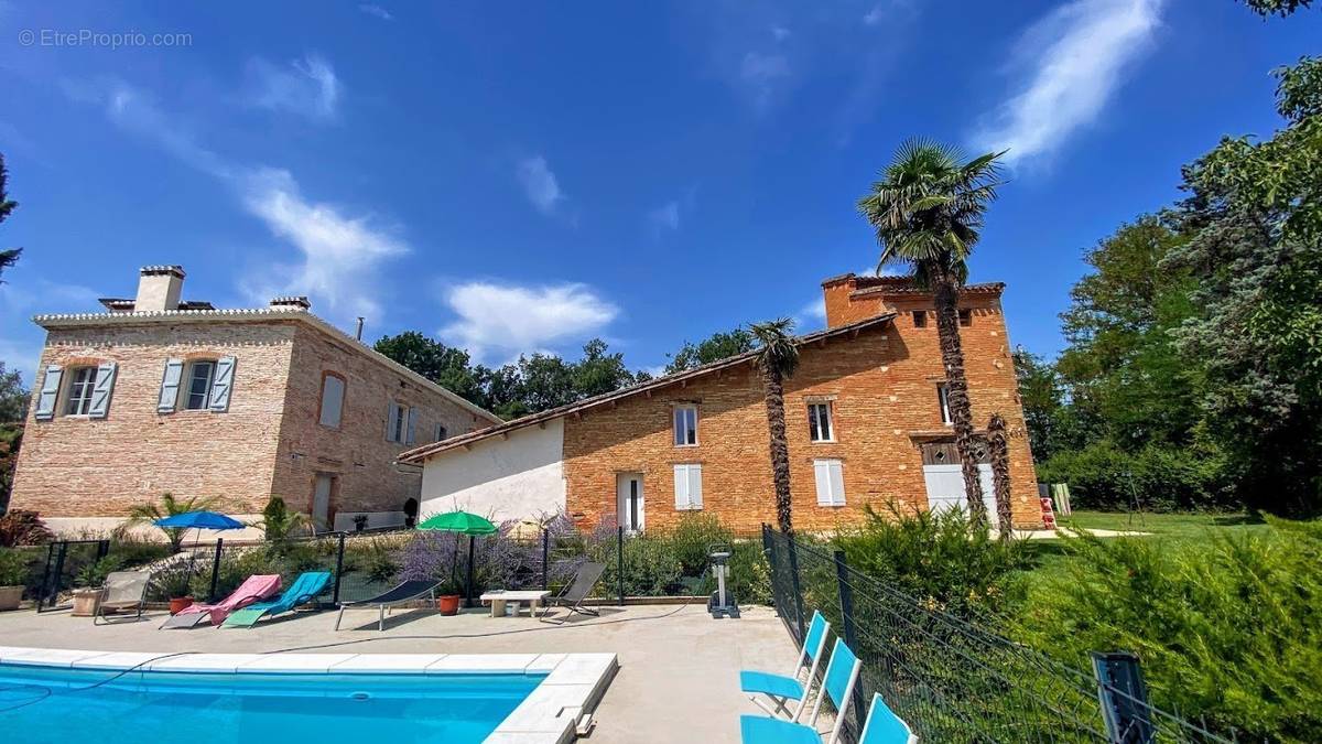 Maison à MONTPEZAT-DE-QUERCY