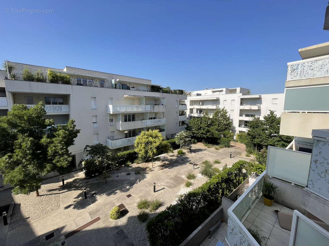 Appartement à CASTELNAU-LE-LEZ