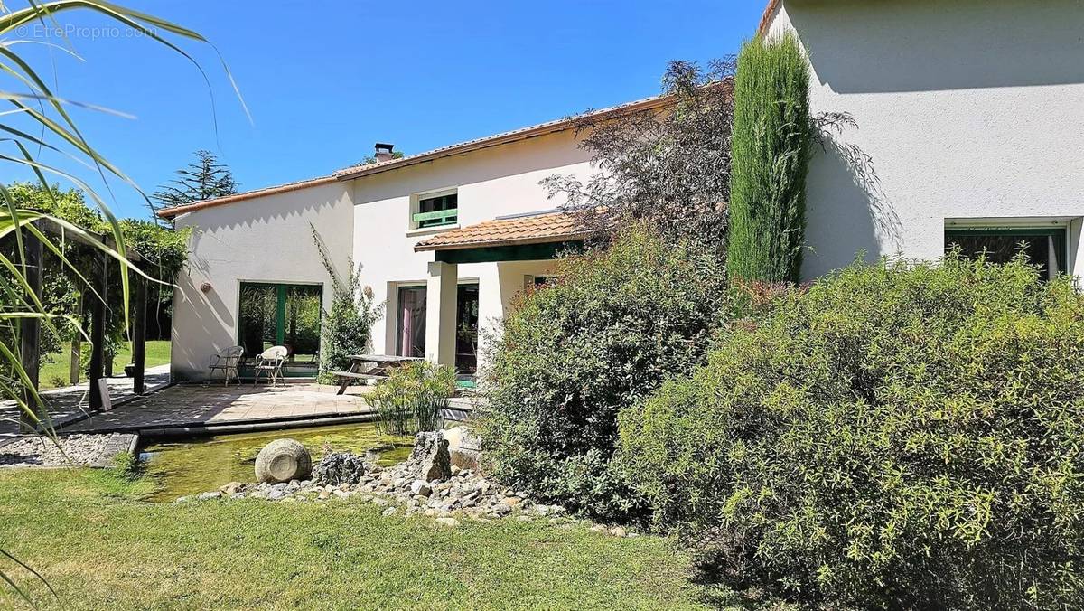 Maison à SAINT-SULPICE-DE-ROYAN