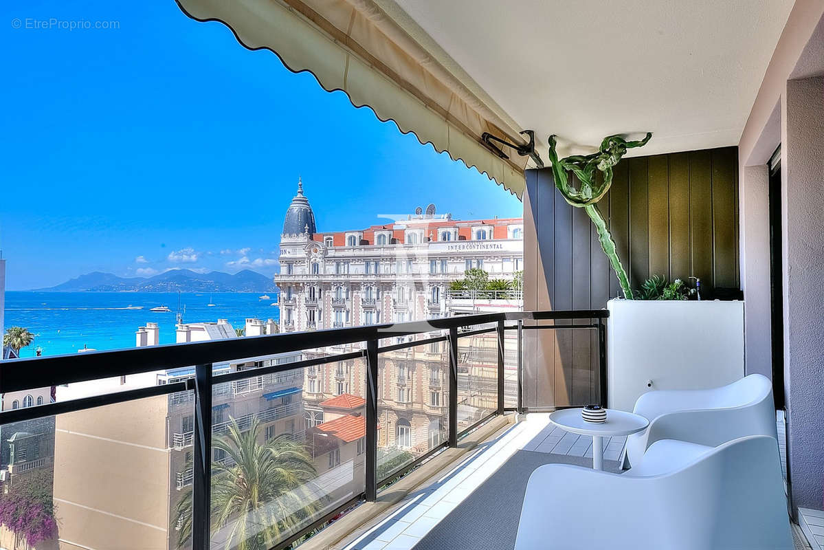 Appartement à CANNES