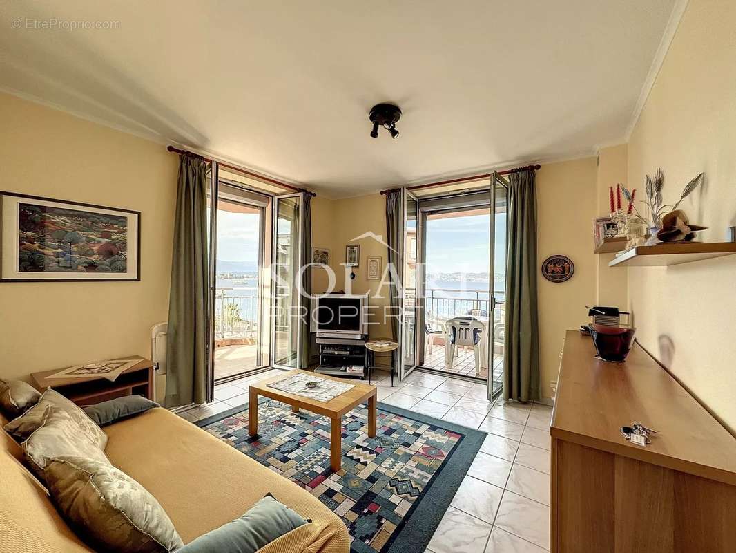 Appartement à THEOULE-SUR-MER