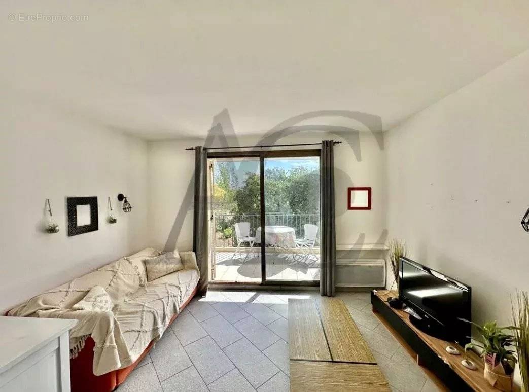 Appartement à VILLENEUVE-LOUBET