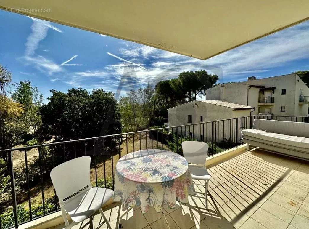 Appartement à VILLENEUVE-LOUBET