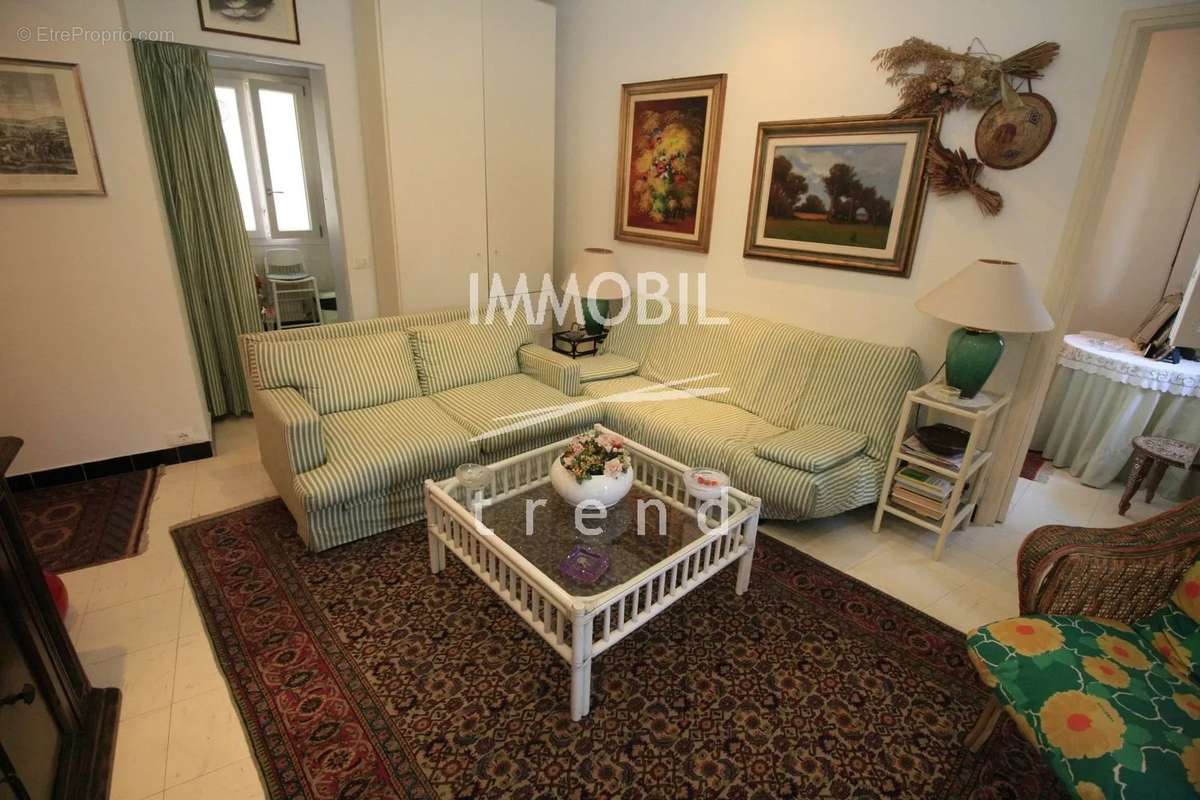 Appartement à MENTON