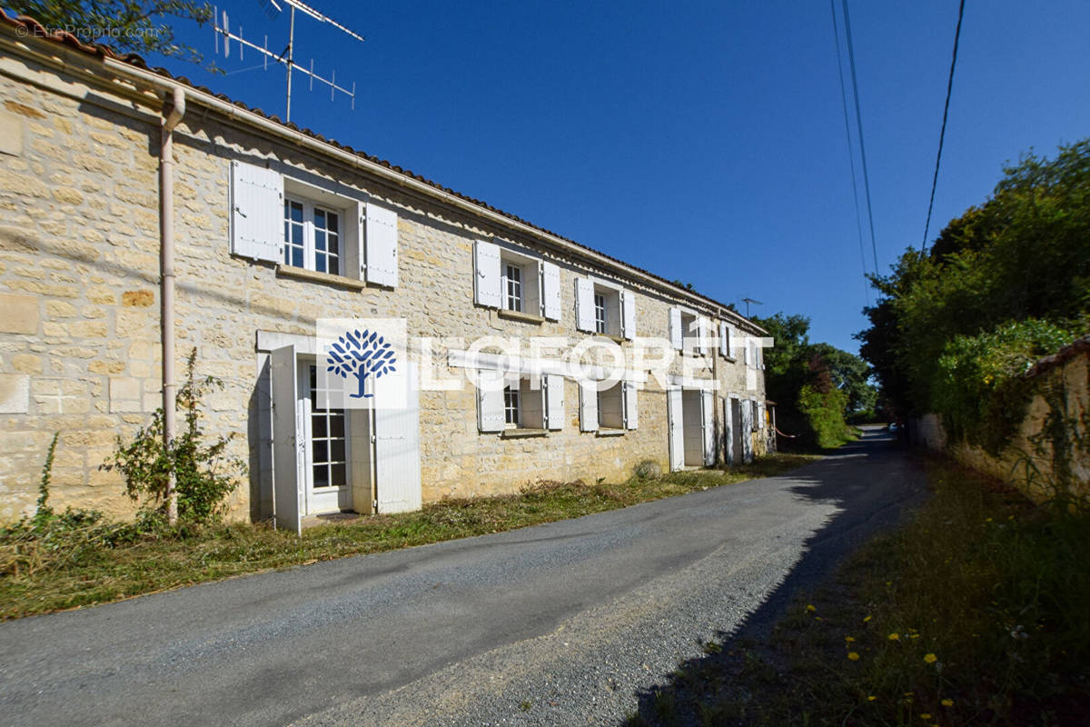 Maison à TESSON