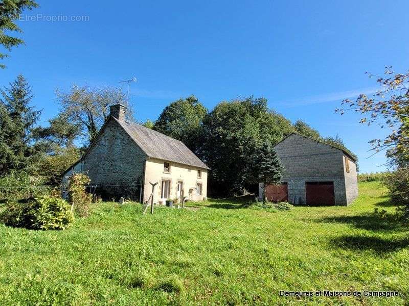 Maison à MORTAIN