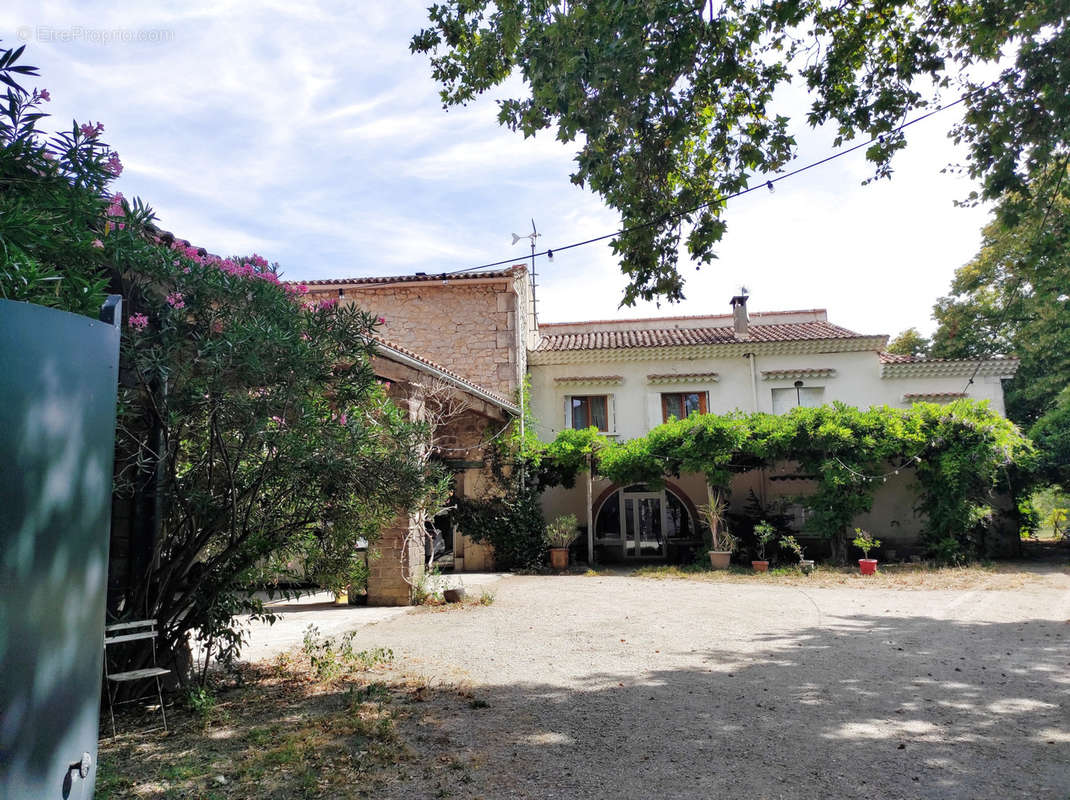 Maison à RIBAUTE-LES-TAVERNES