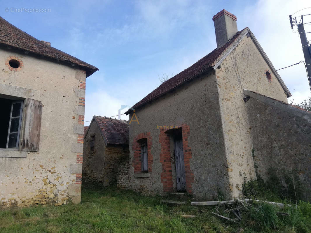 Maison à ROUSSINES