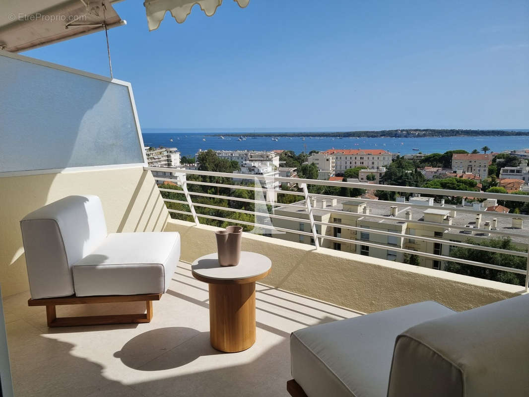 Appartement à CANNES