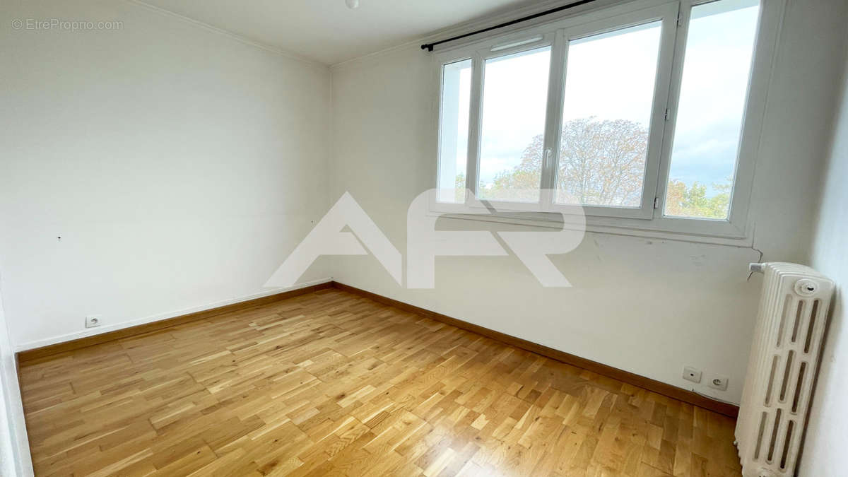 Appartement à NANTERRE