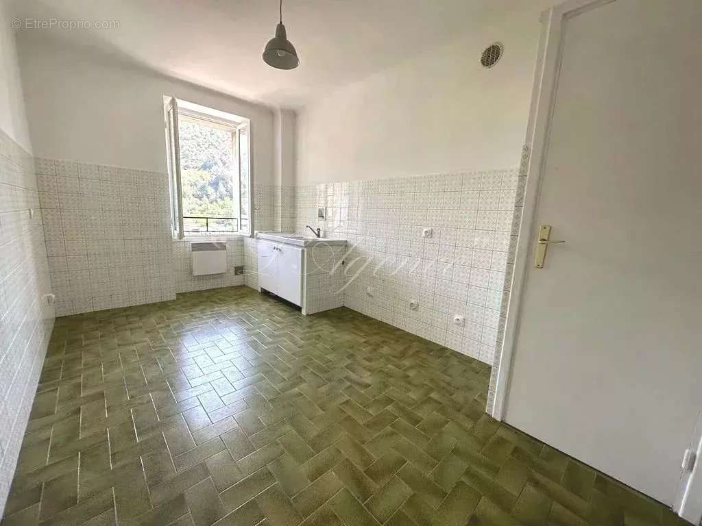 Appartement à L&#039;ESCARENE