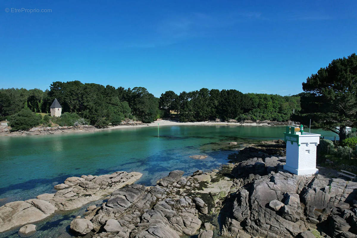 Terrain à TREGUNC