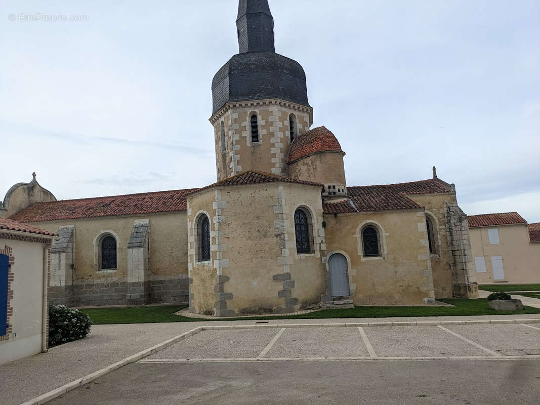 Terrain à LA JONCHERE