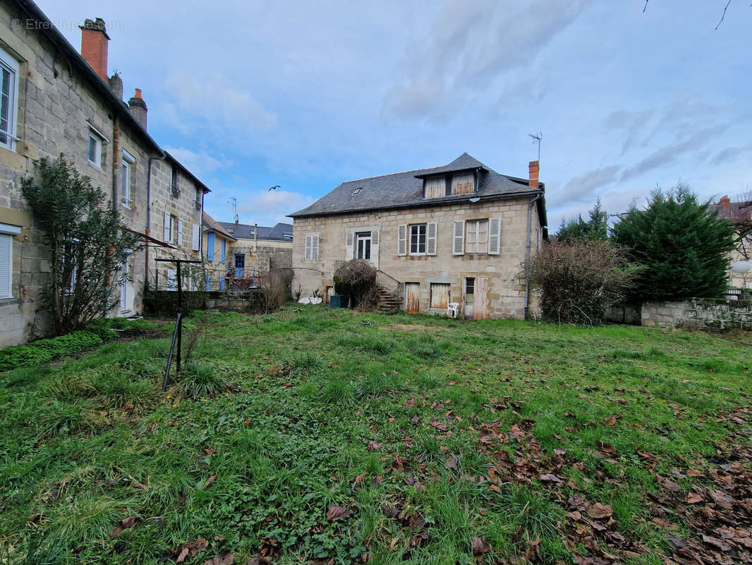 Maison à BRIVE-LA-GAILLARDE