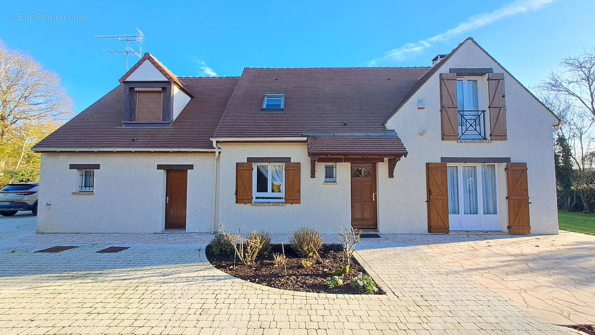 Maison à CHEVREUSE