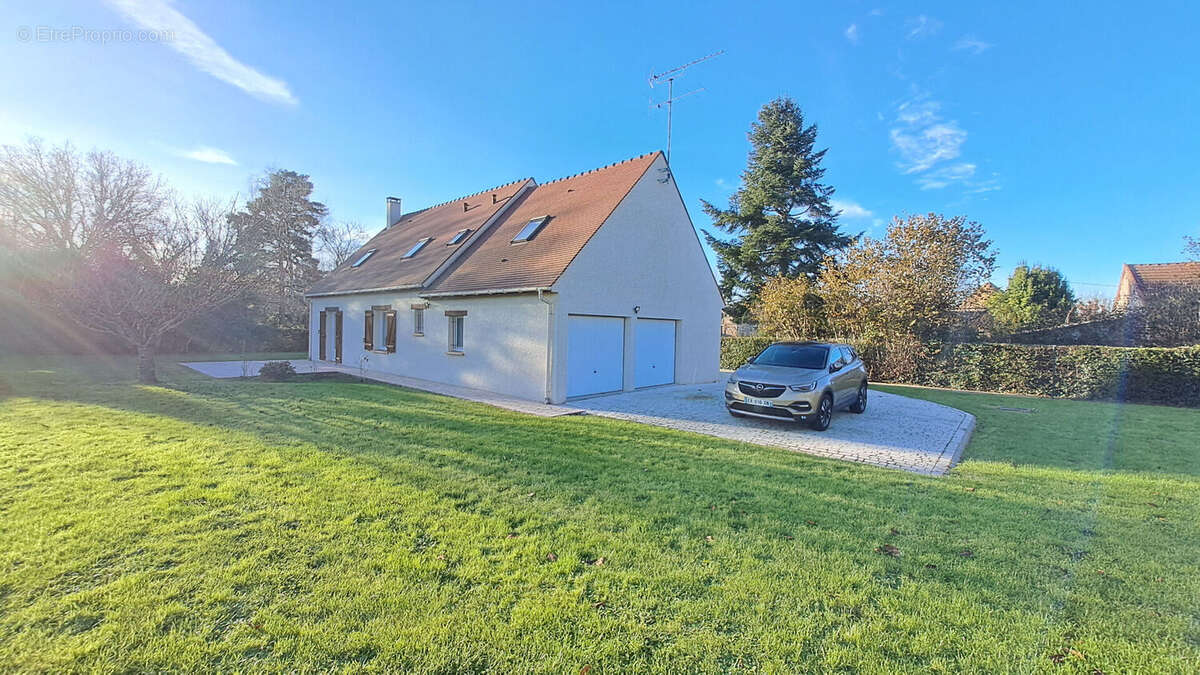 Maison à CERNAY-LA-VILLE