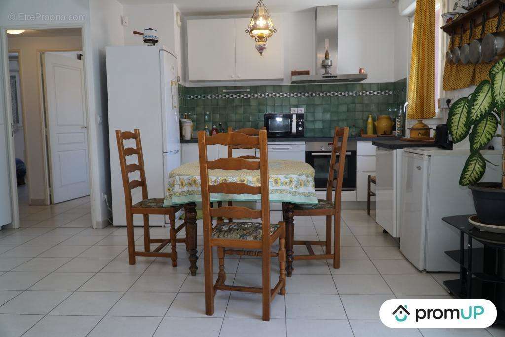 Appartement à MARSEILLE-16E