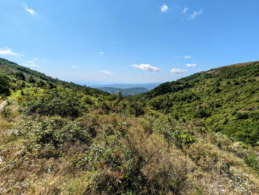 Terrain à VENCE