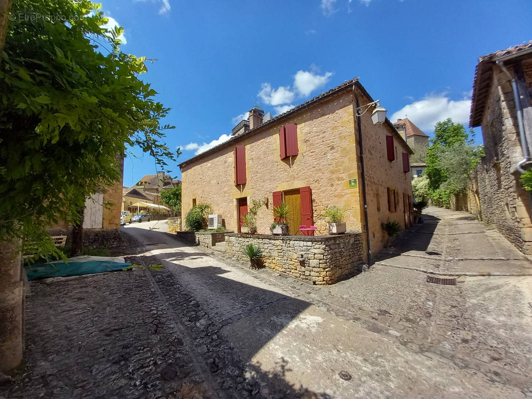 Maison à BIRON