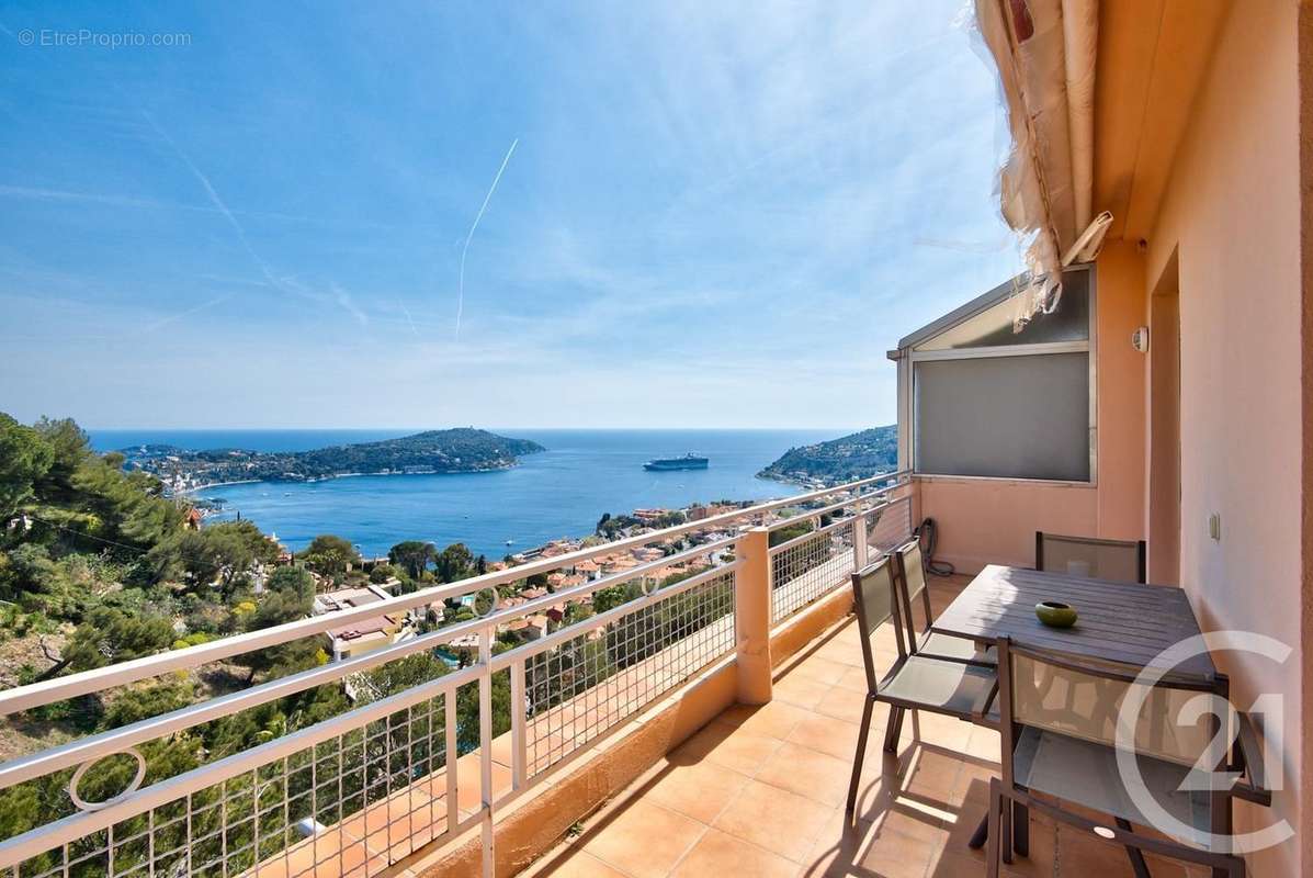 Appartement à VILLEFRANCHE-SUR-MER