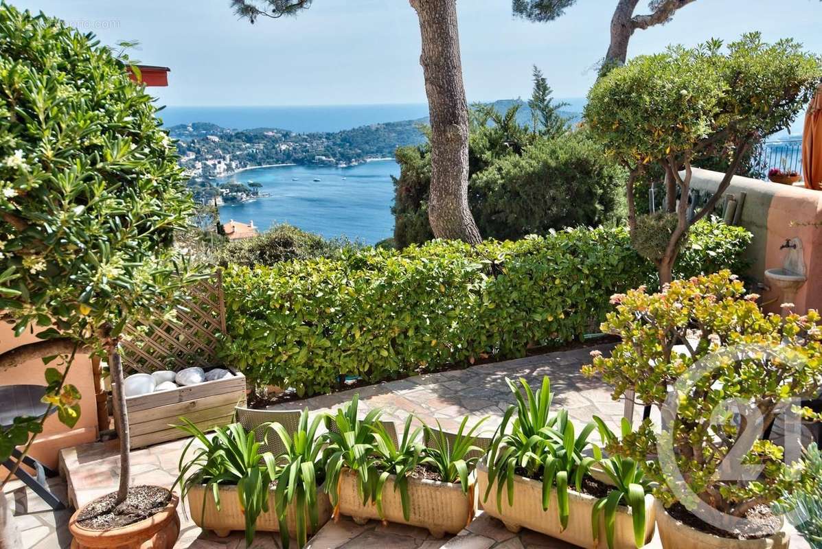 Appartement à VILLEFRANCHE-SUR-MER