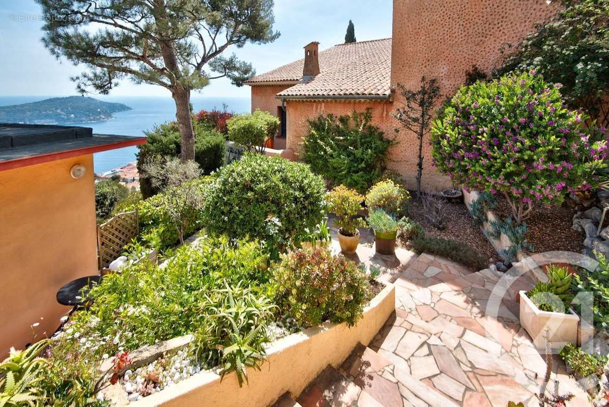 Appartement à VILLEFRANCHE-SUR-MER