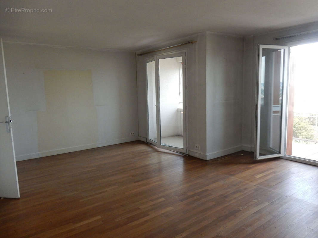 Appartement à SURESNES