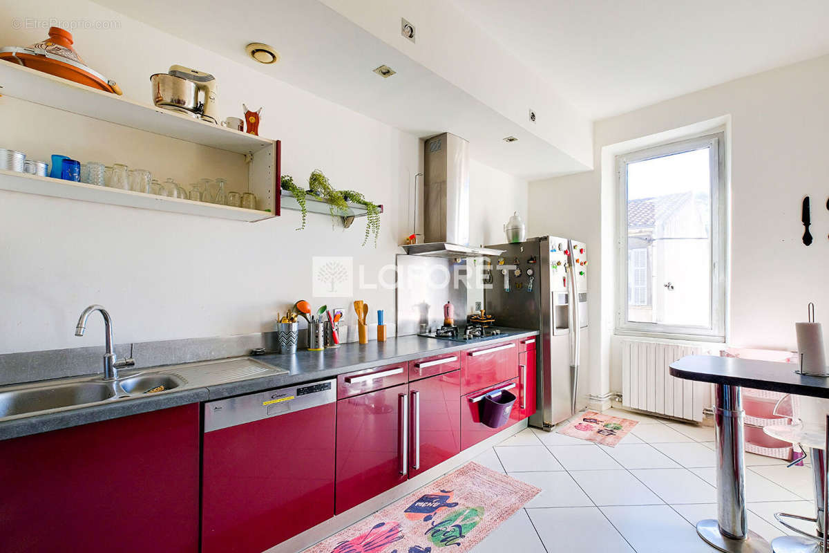 Appartement à MARSEILLE-13E