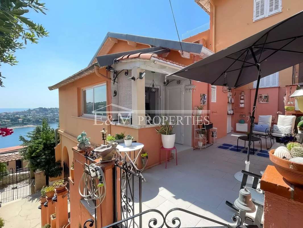 Appartement à VILLEFRANCHE-SUR-MER