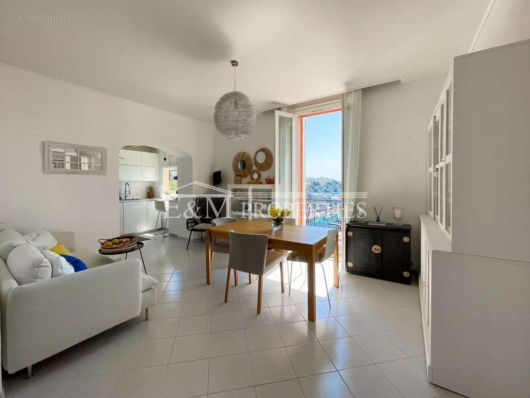 Appartement à VILLEFRANCHE-SUR-MER