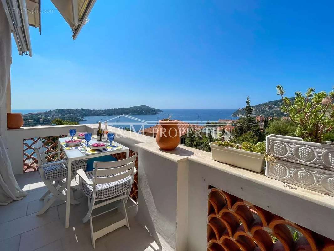 Appartement à VILLEFRANCHE-SUR-MER