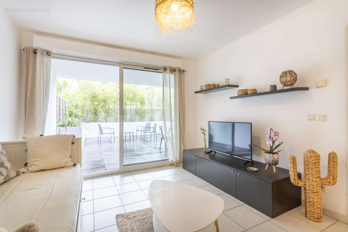 Appartement à MARSEILLE-8E