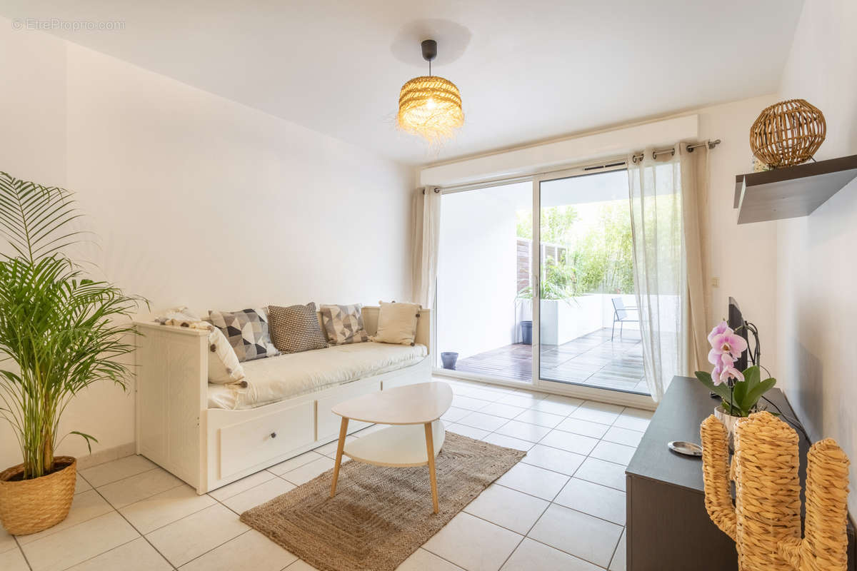 Appartement à MARSEILLE-8E