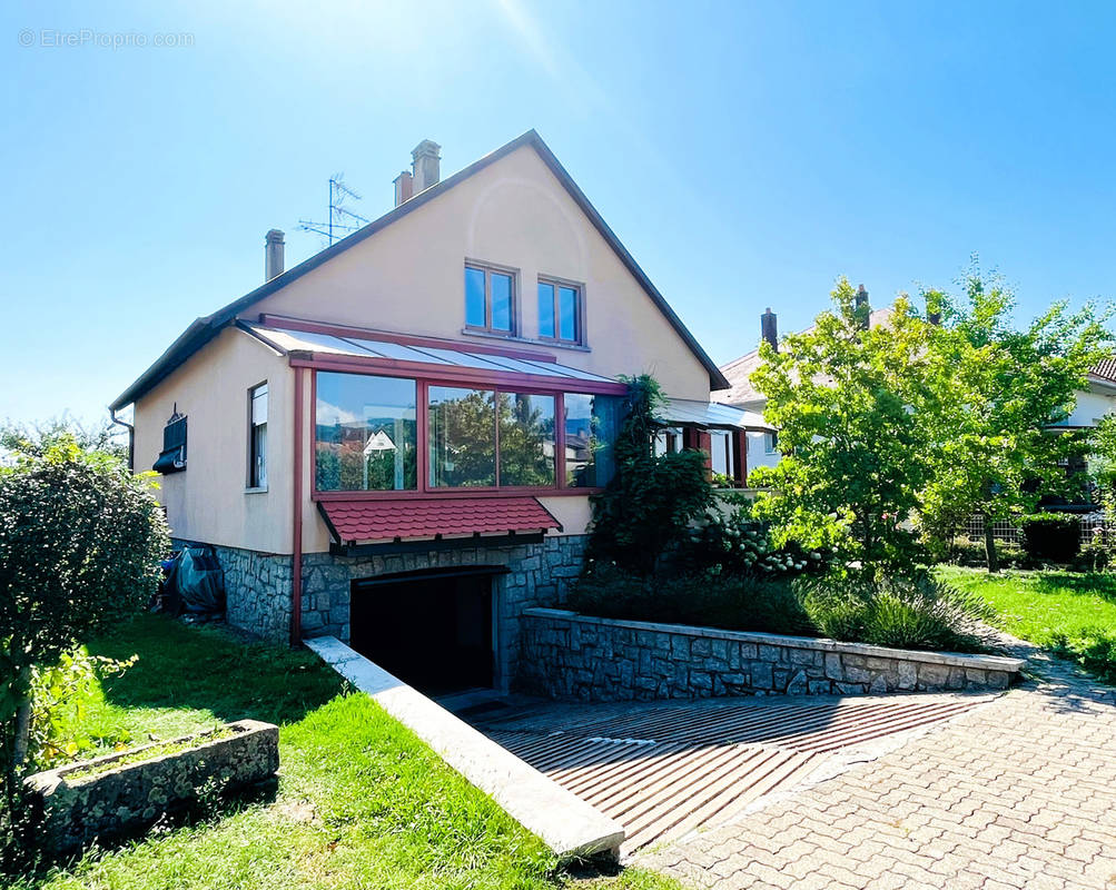 Maison à SAINT-HIPPOLYTE