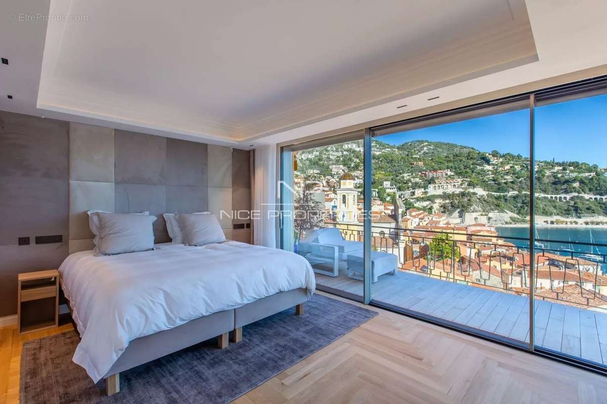 Appartement à VILLEFRANCHE-SUR-MER