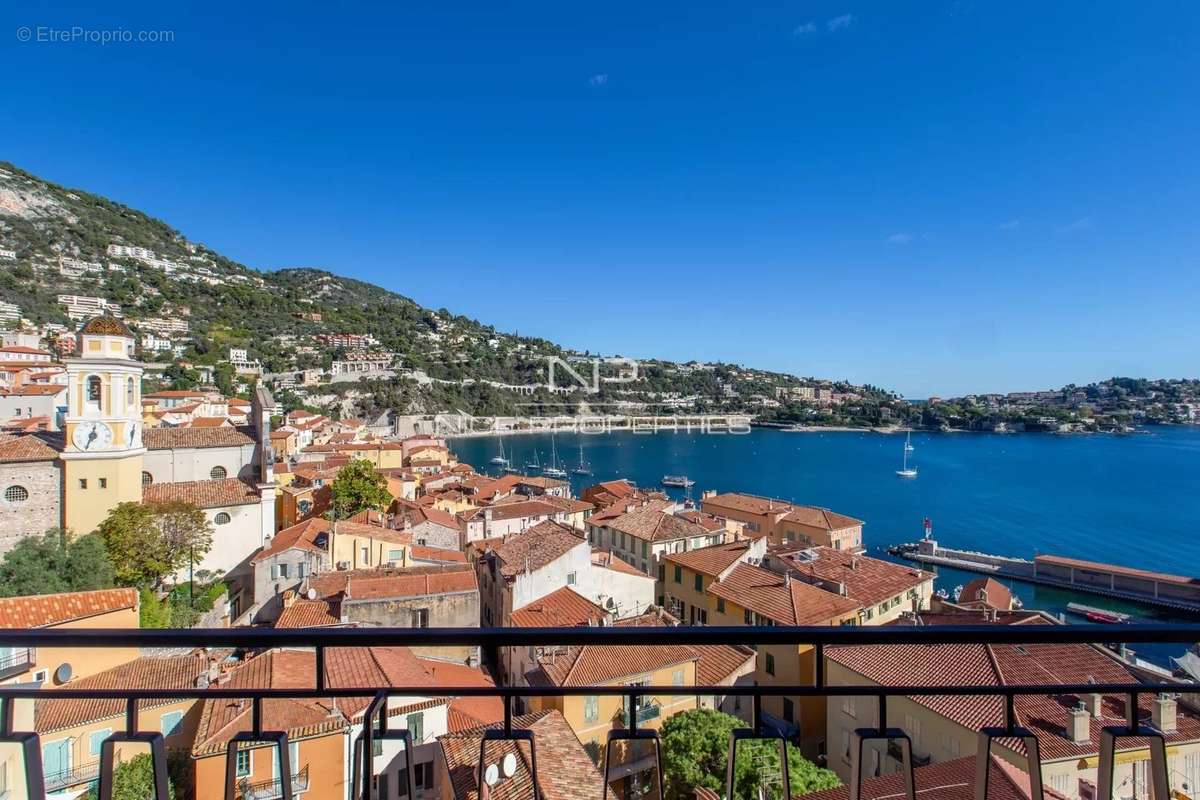 Appartement à VILLEFRANCHE-SUR-MER