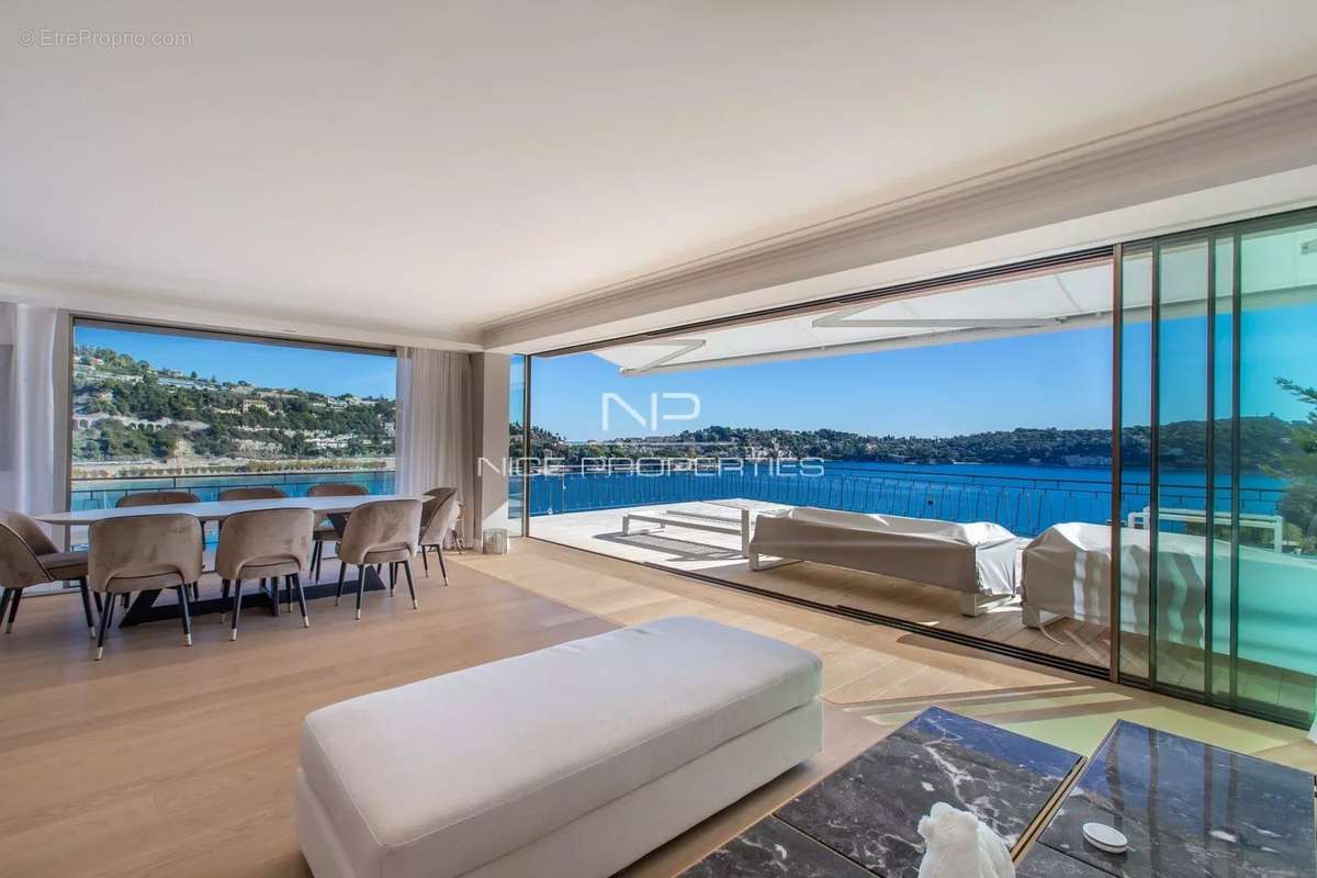 Appartement à VILLEFRANCHE-SUR-MER