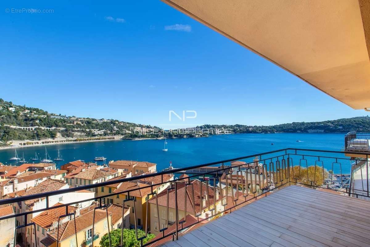 Appartement à VILLEFRANCHE-SUR-MER