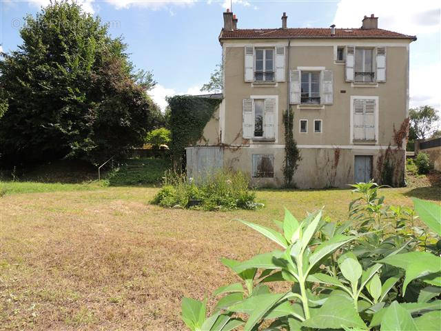 Maison à CHATEAU-THIERRY