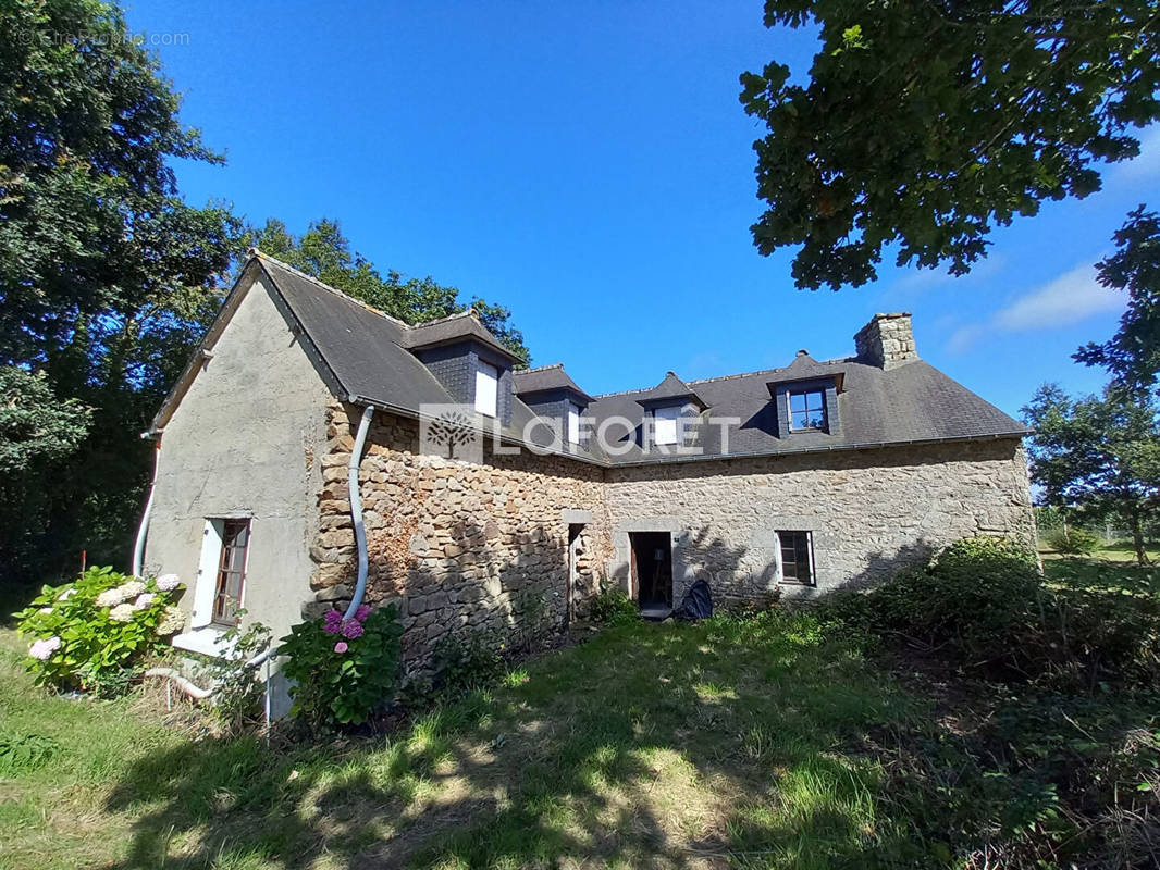 Maison à LANDEBAERON