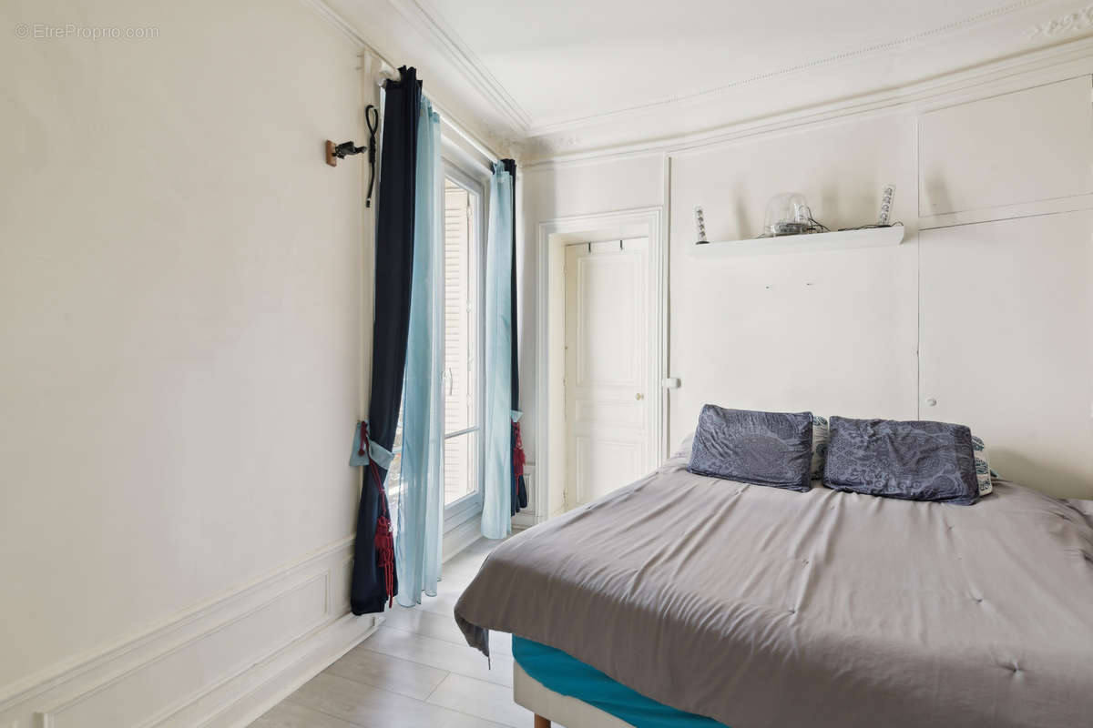 Appartement à PARIS-9E