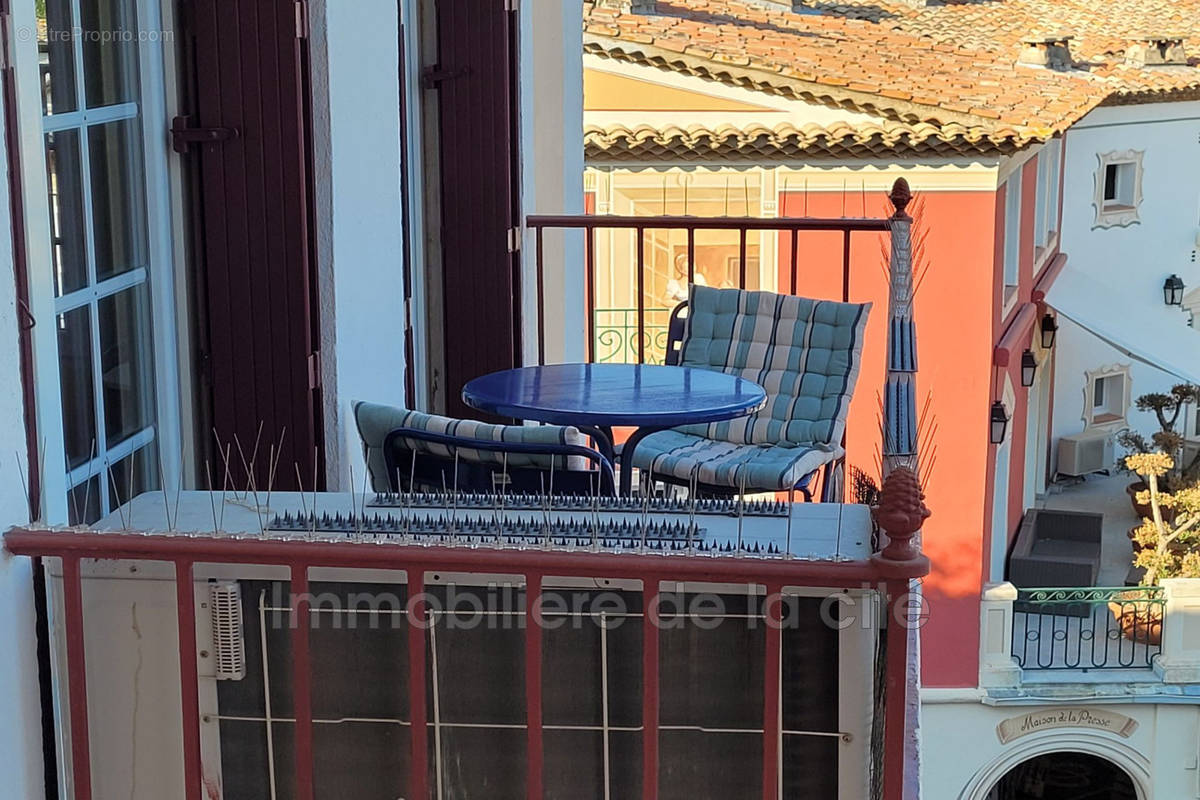 Appartement à GRIMAUD