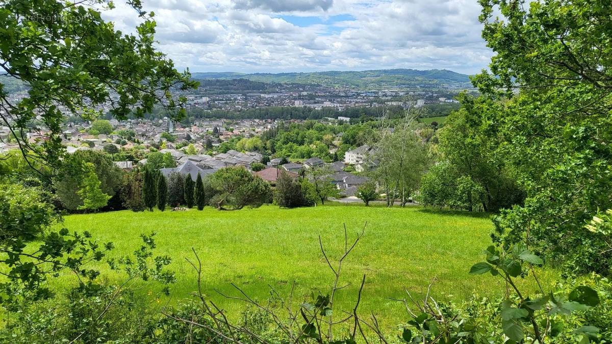 Terrain à BRIVE-LA-GAILLARDE