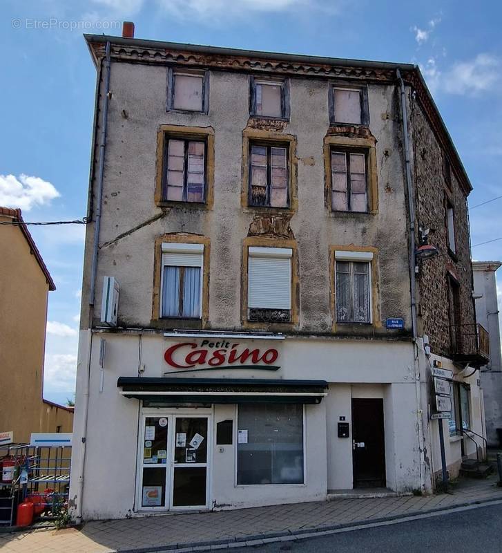 Appartement à BUSSIERES