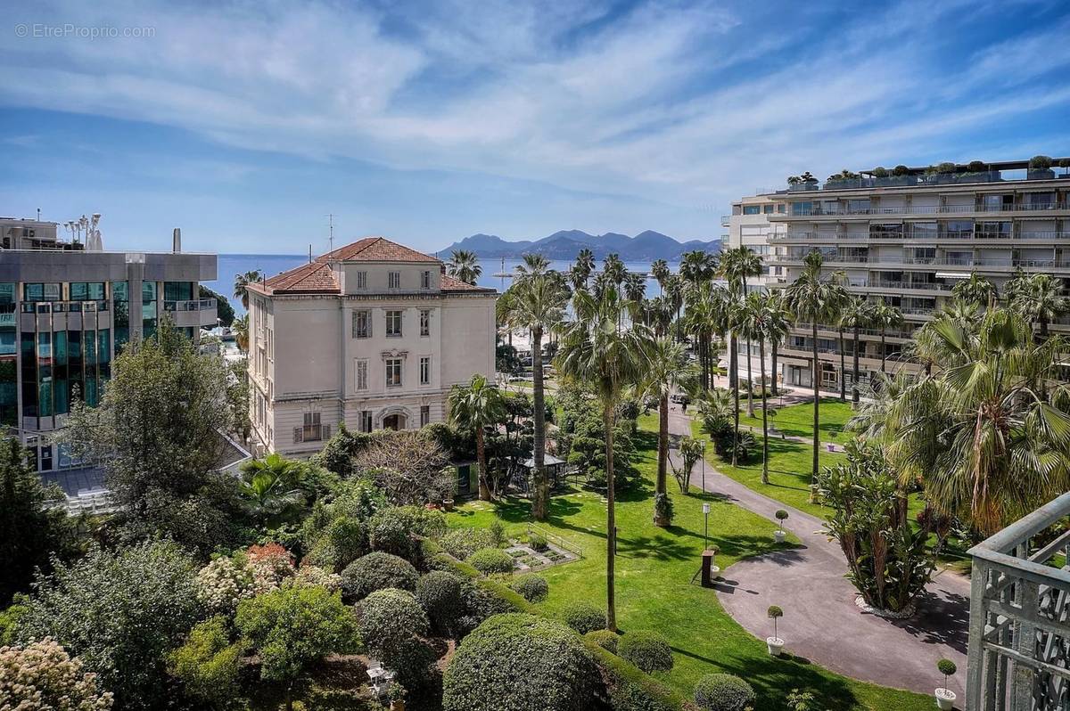 Appartement à CANNES