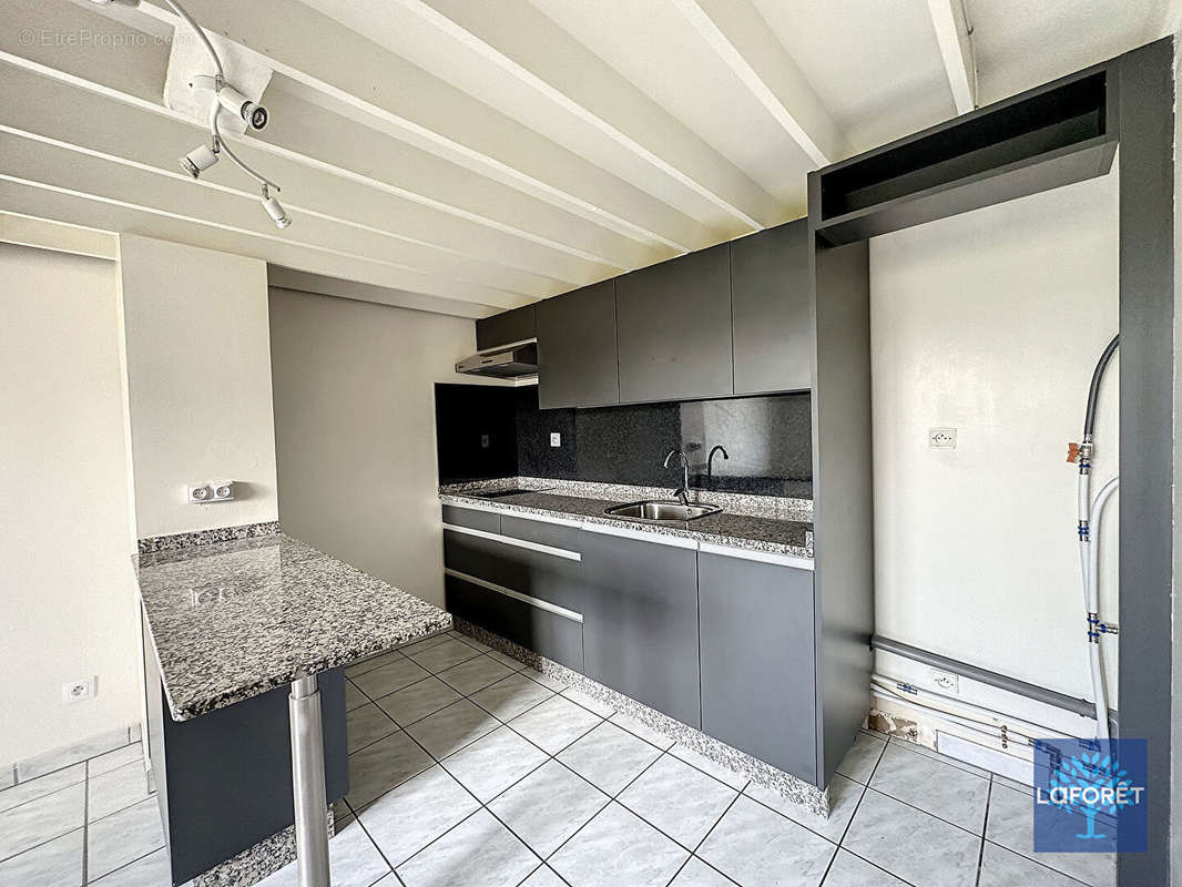 Appartement à LEUDEVILLE