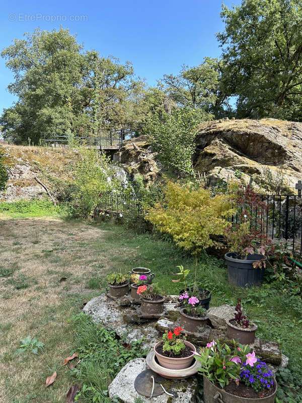 Maison à VERNEUIL-SUR-VIENNE