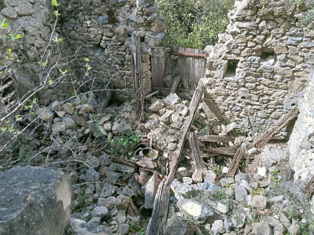 Terrain à SAINT-HIPPOLYTE-DU-FORT